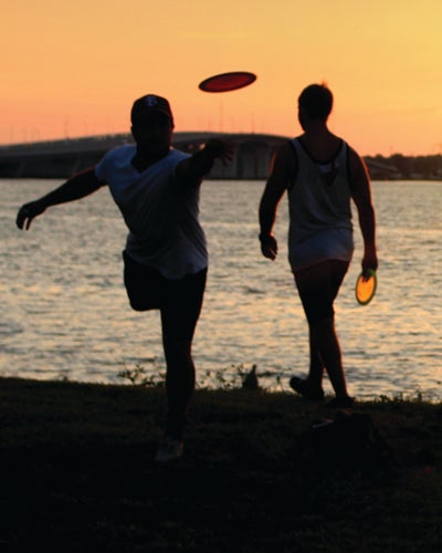 frisbee at sunset